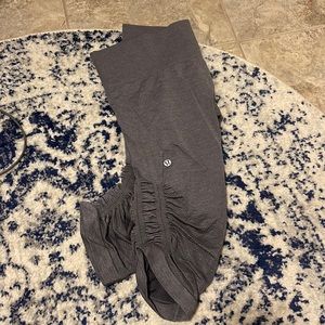 Lululemon cropped workout pant